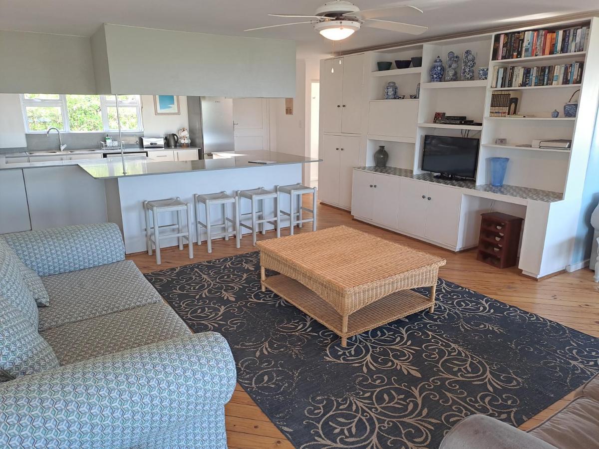 Villa Atlantic Dream Beachfront Scarborough
